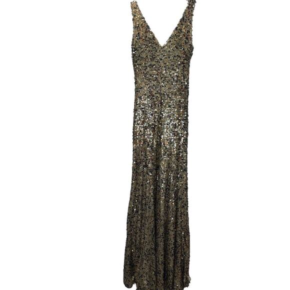 David Meister Gold Sequin Evening Gown Size 4 | Style Z00Y7885 - Picture 7 of 15